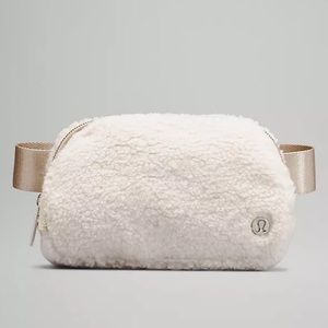 NWT Lululemon Fleece Everywhere Belt Bag Natural Ivory